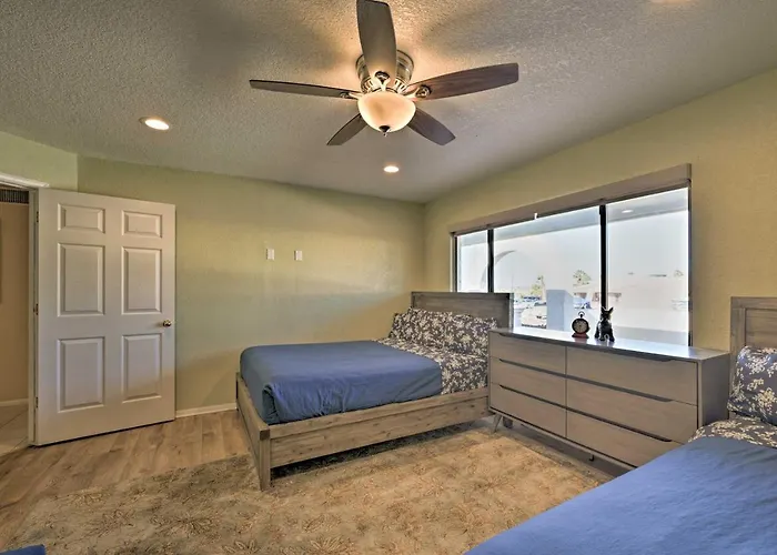Family-friendly Havasu Getaway With Deck And Pool *