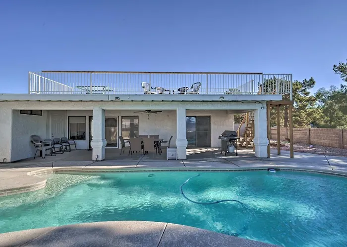 Family-friendly Havasu Getaway With Deck And Pool *